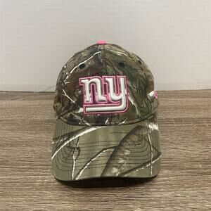 New Era Women's New York Giants Camo Cap Adjustable Realtree & Pink